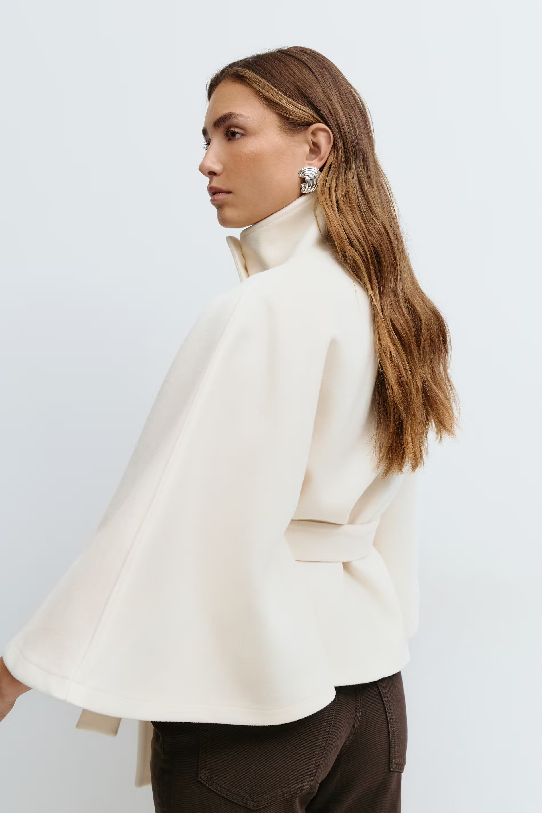 Loreza | Cape Coat