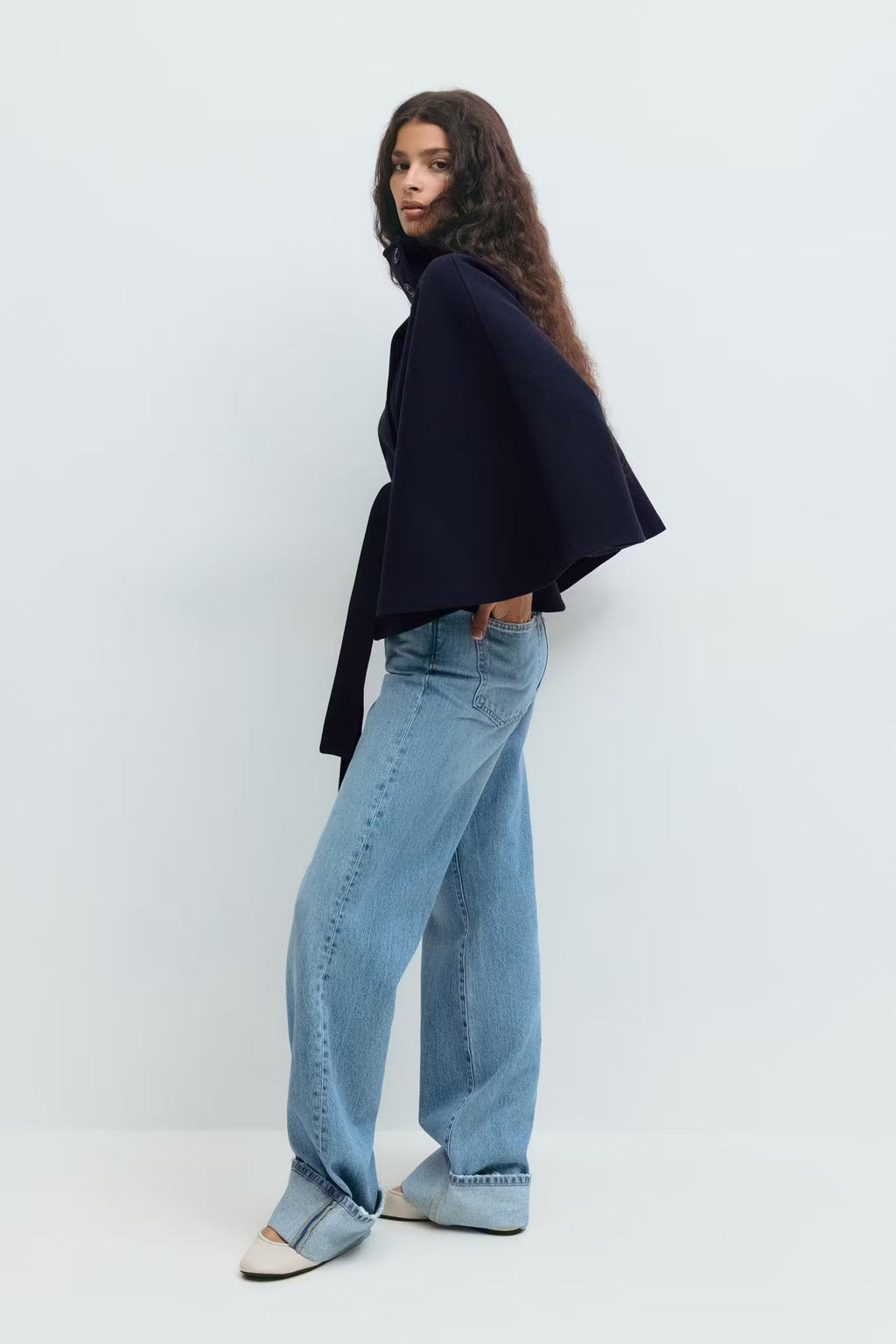 Loreza | Cape Coat