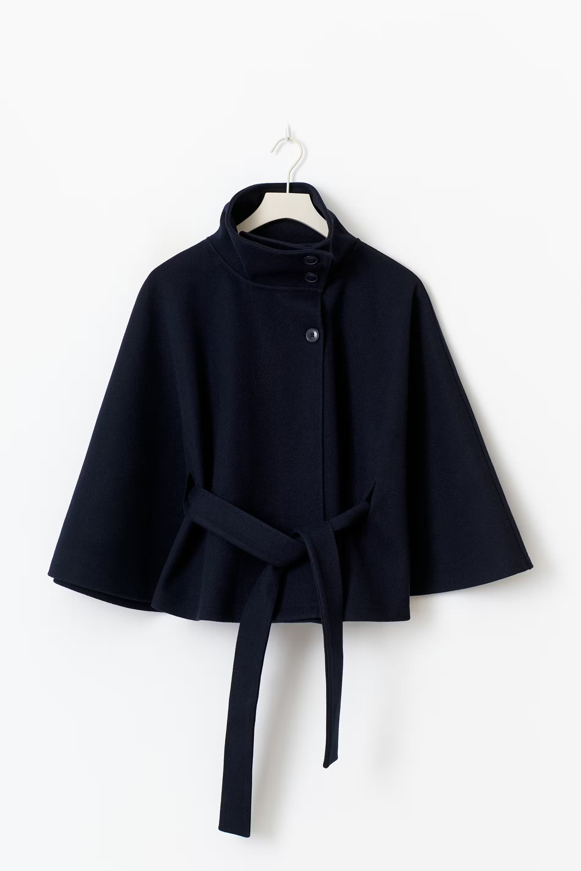 Loreza | Cape Coat