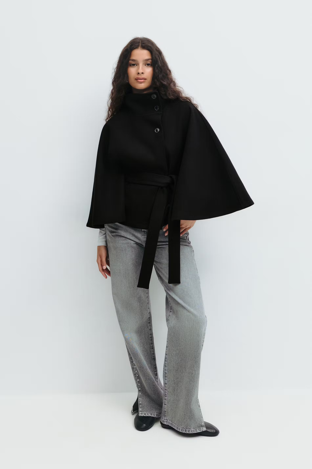 Loreza | Cape Coat