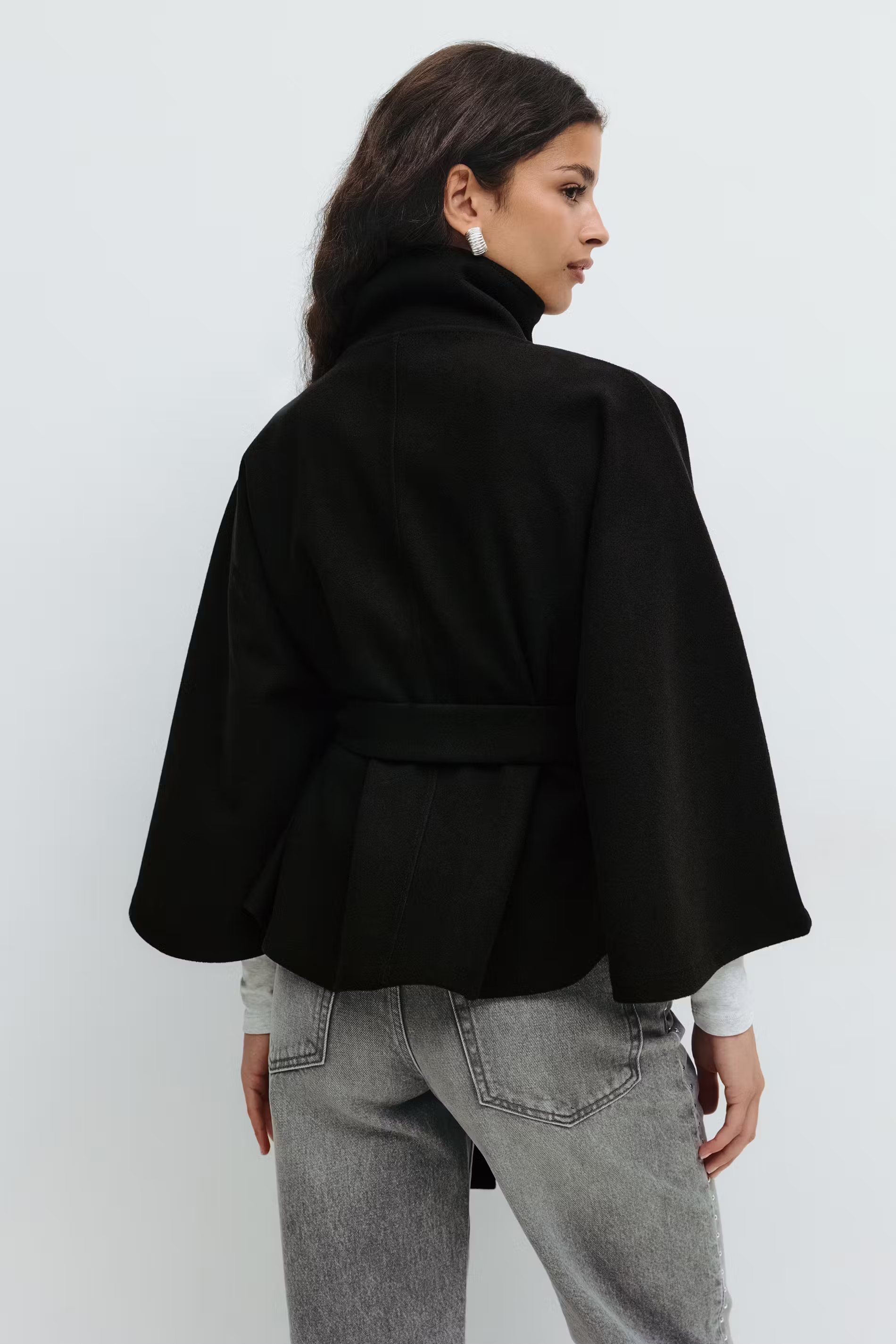 Loreza | Cape Coat