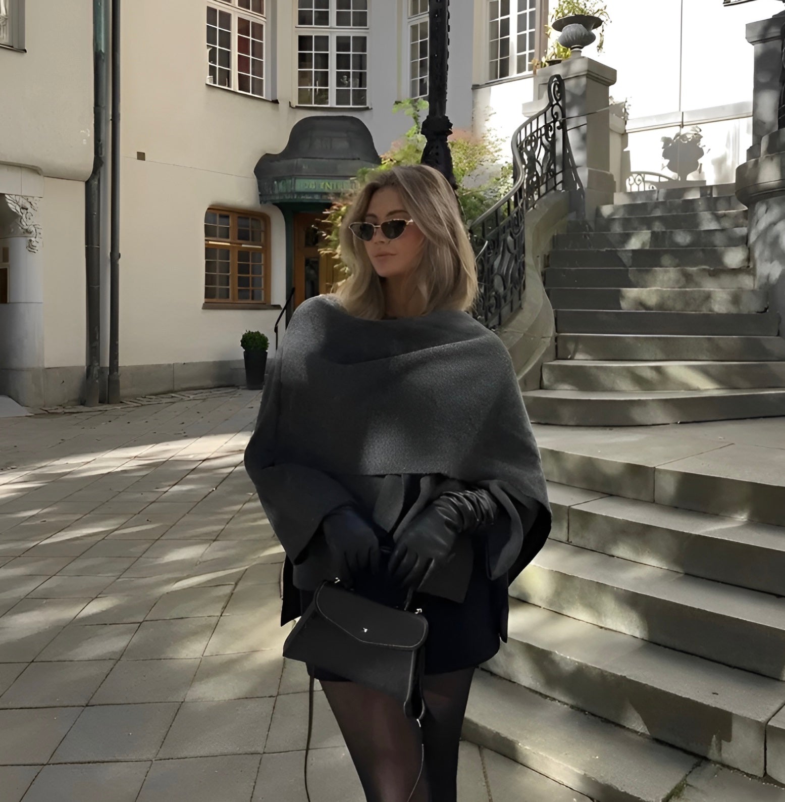 ELIF Cape Coat | Trendy Dames Cape met Asymmetrisch Design en Zachte Stof